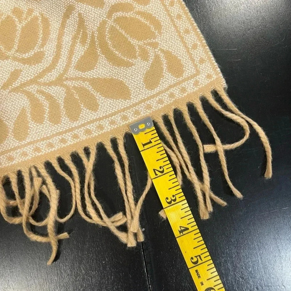 NWT Made in Italy Charter Club Tan Beige Fringe Accent Floral Border Scarf Wrap - Picture 7 of 9